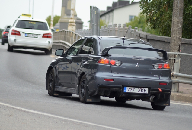 Mitsubishi Lancer Evolution X