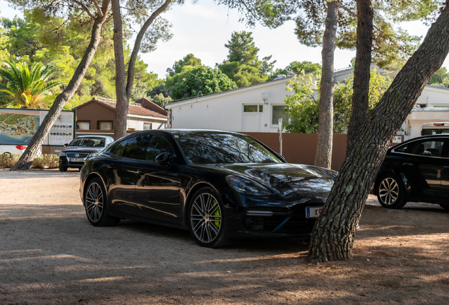 Porsche 971 Panamera Turbo S E-Hybrid