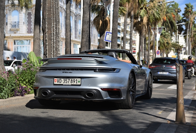 Porsche 992 Turbo Cabriolet