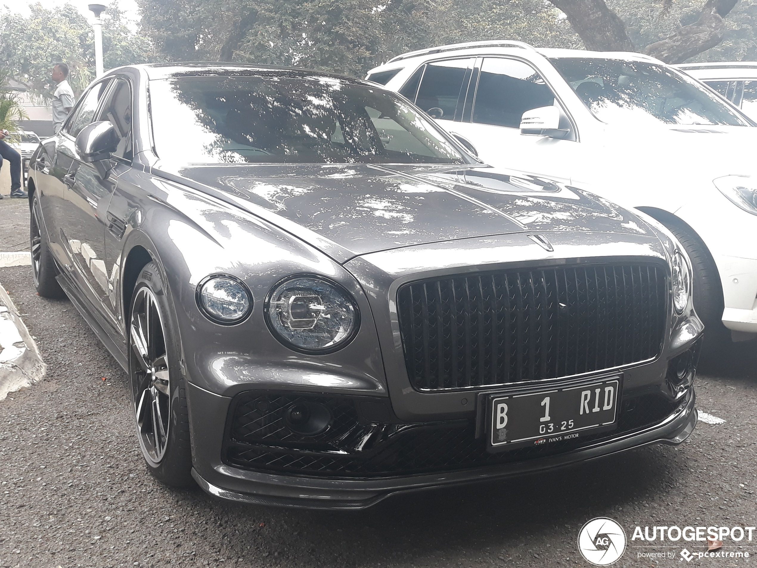 Bentley Flying Spur V8 2021 First Edition