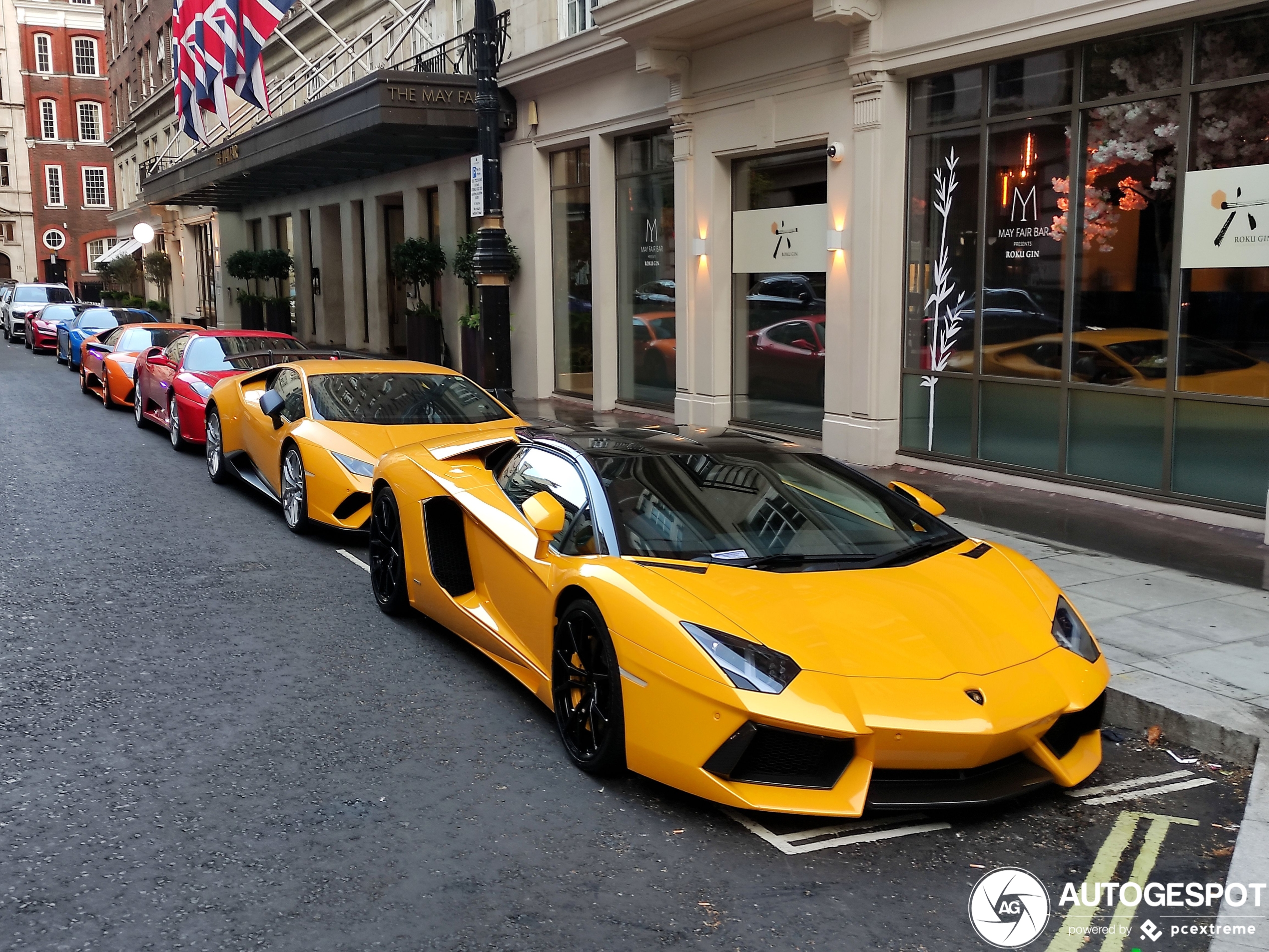 Lamborghini Aventador LP700-4 Roadster