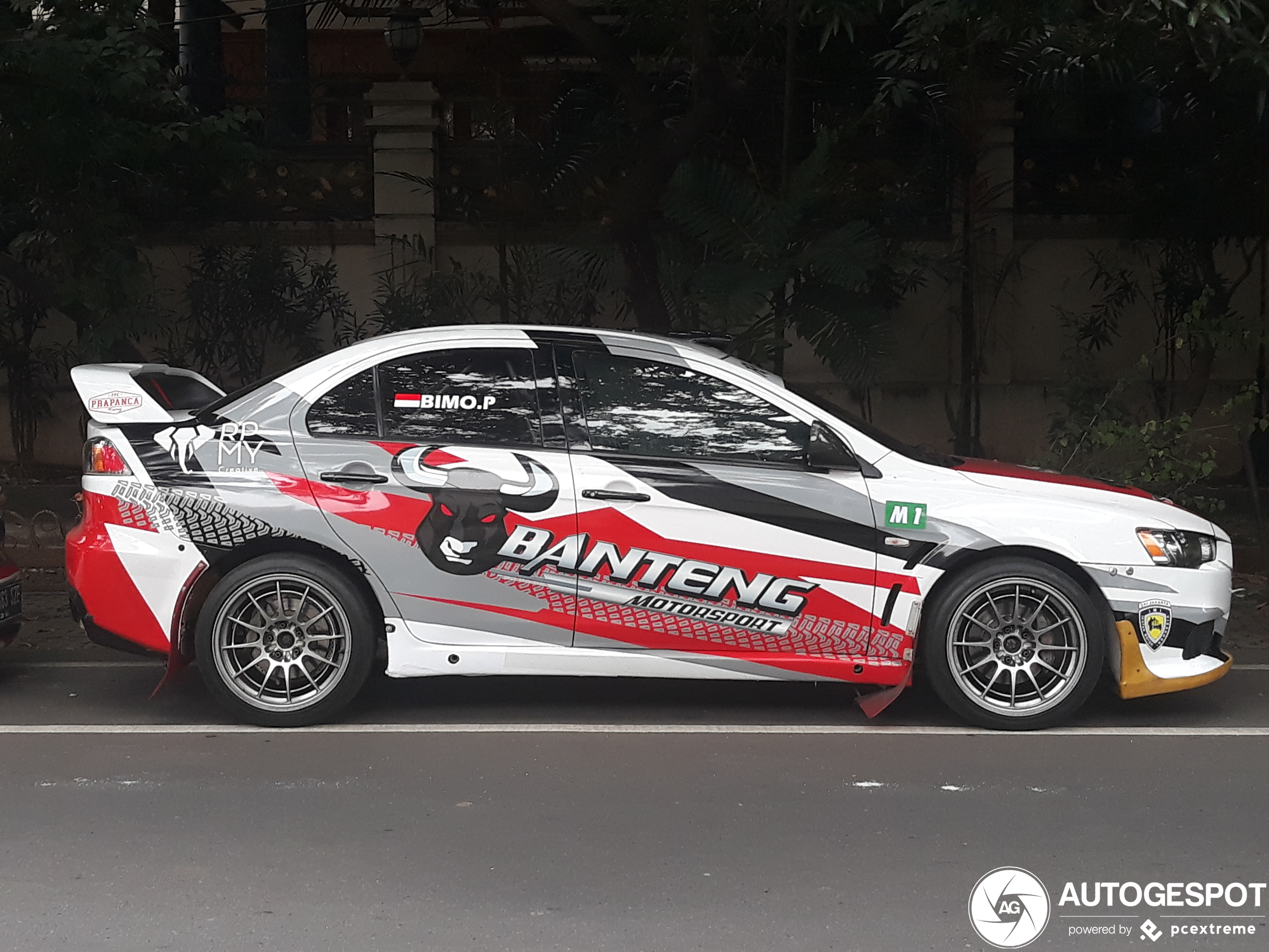 Mitsubishi Lancer Evolution X R4