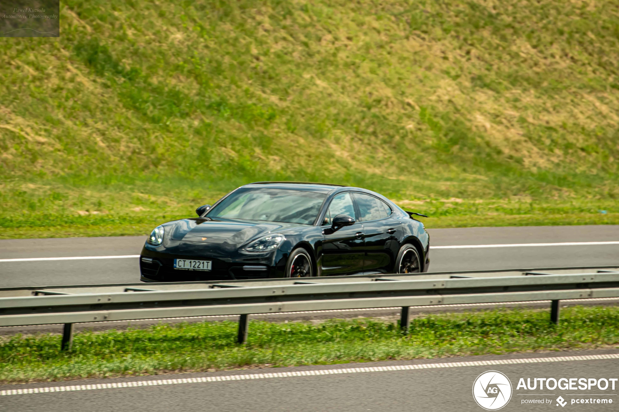 Porsche 971 Panamera GTS MkI