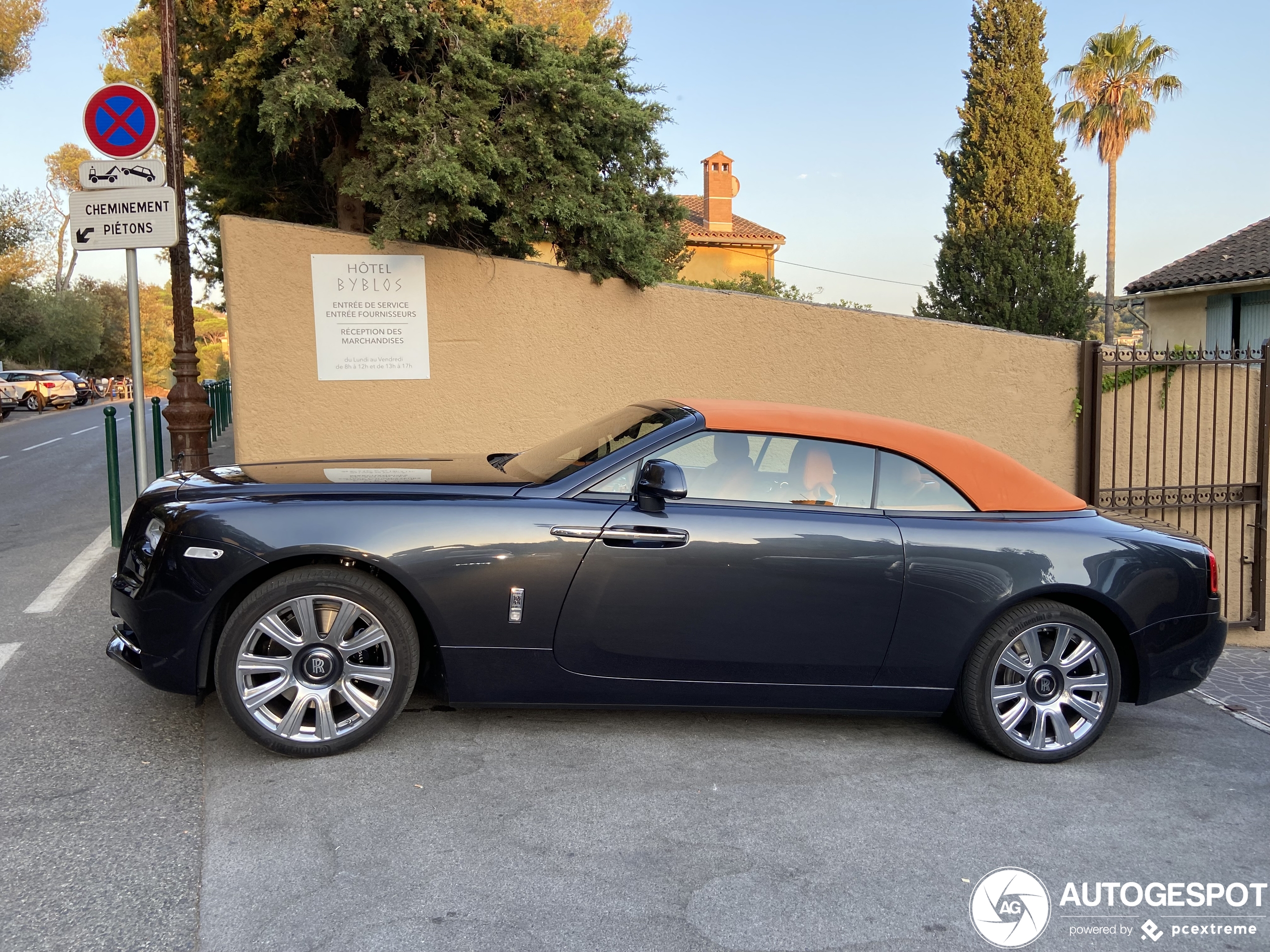 Rolls-Royce Dawn