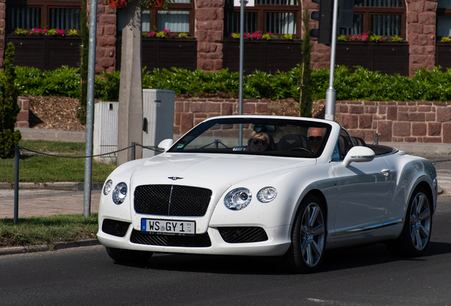 Bentley Continental GTC V8