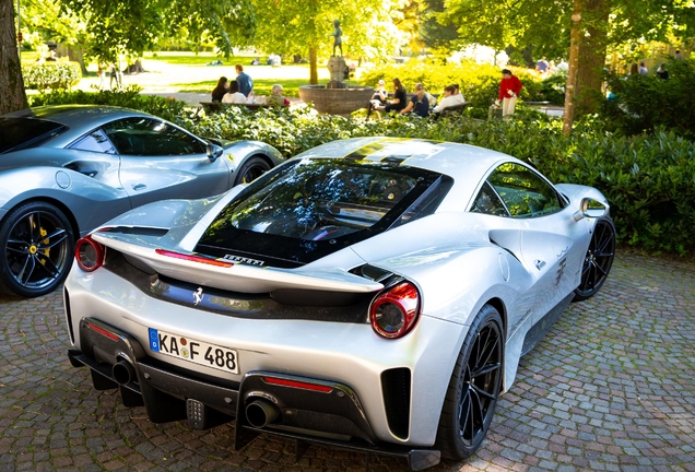 Ferrari 488 Pista