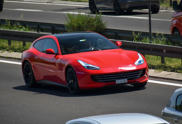 Ferrari GTC4Lusso T