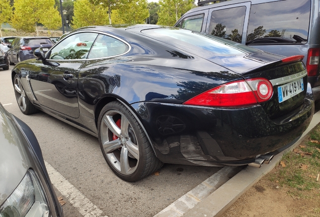 Jaguar XKR Portfolio