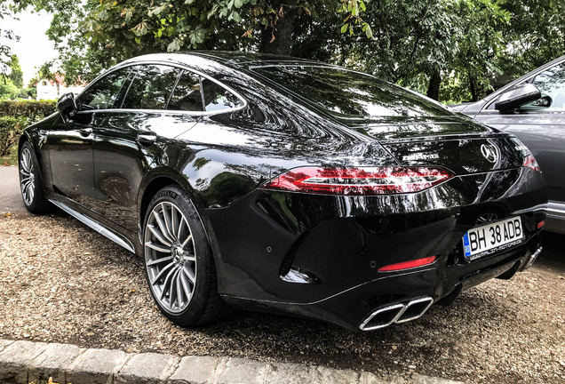 Mercedes-AMG GT 63 S X290