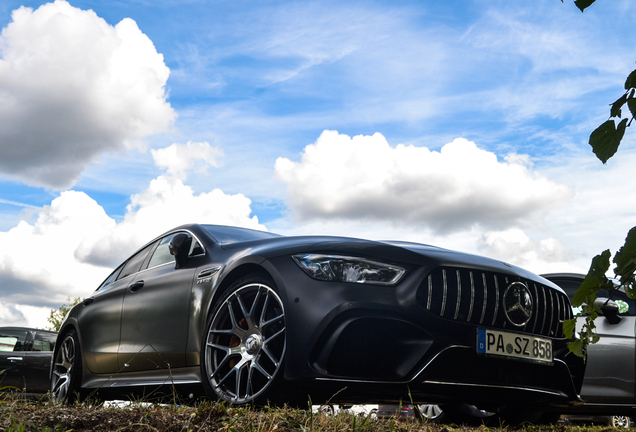 Mercedes-AMG GT 63 S X290