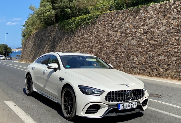 Mercedes-AMG GT 63 S X290