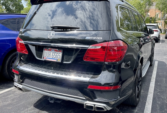 Mercedes-Benz GL 63 AMG X166