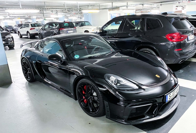 Porsche 718 Cayman GT4