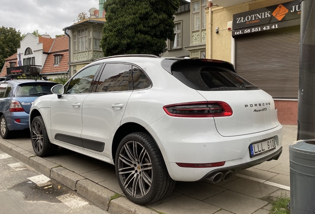 Porsche 95B Macan GTS