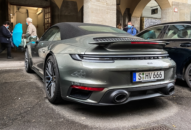 Porsche 992 Turbo Cabriolet