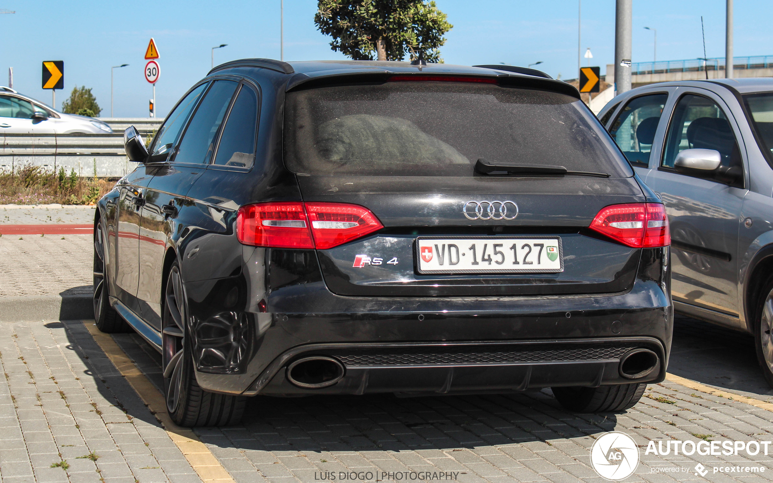 Audi RS4 Avant B8