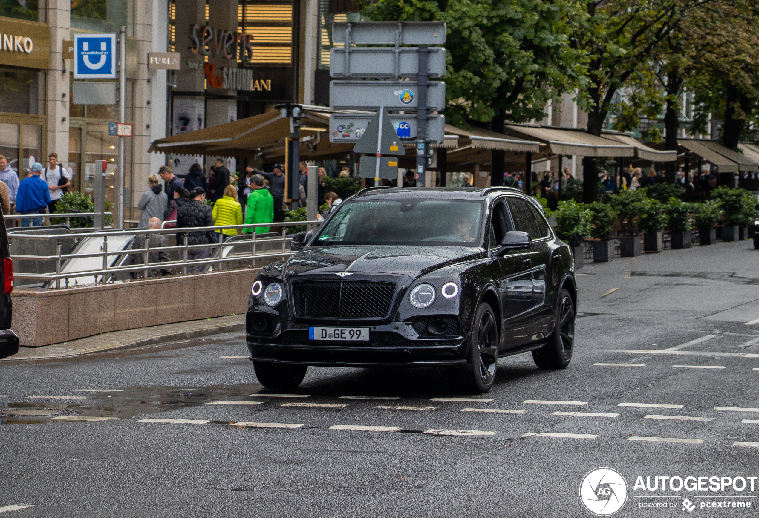 Bentley Bentayga Black Edition