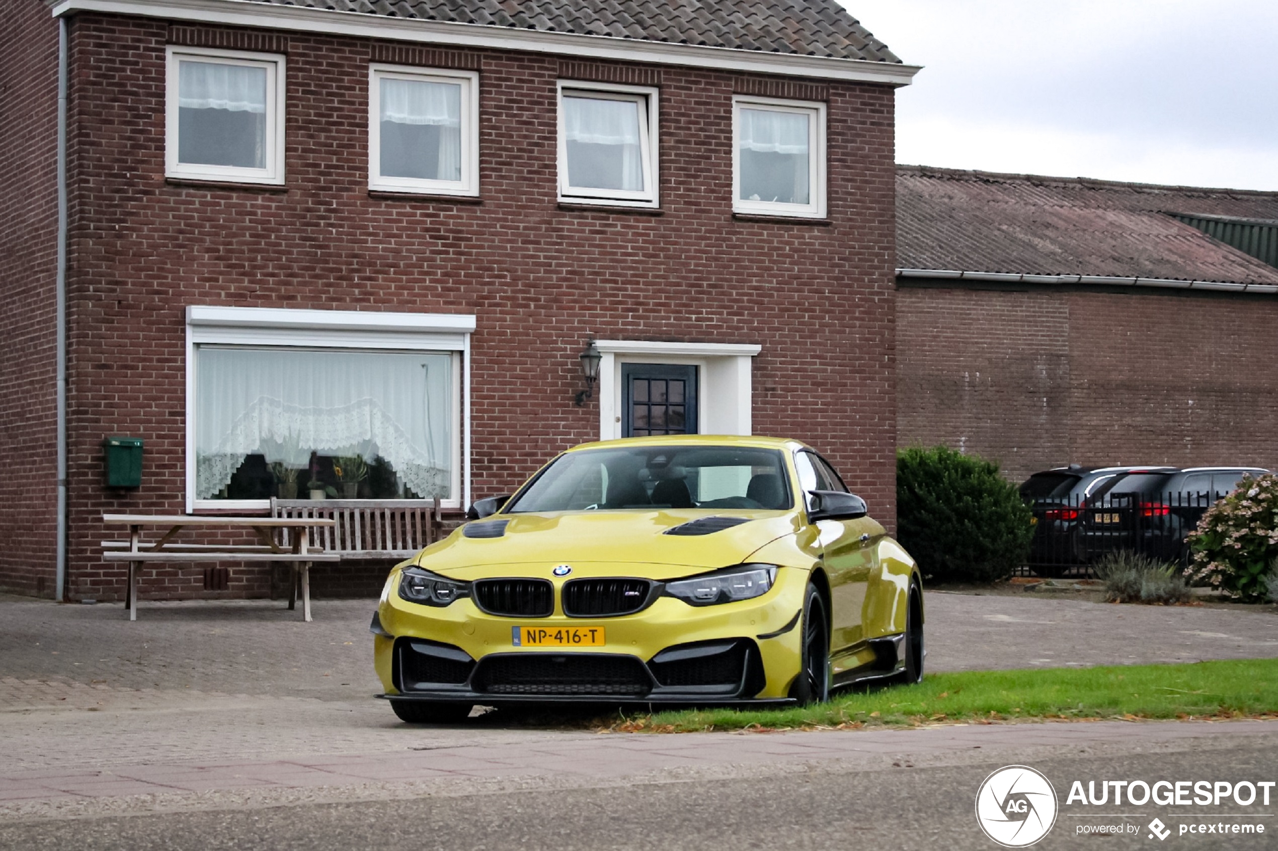 BMW M4 F83 Convertible RevoZport