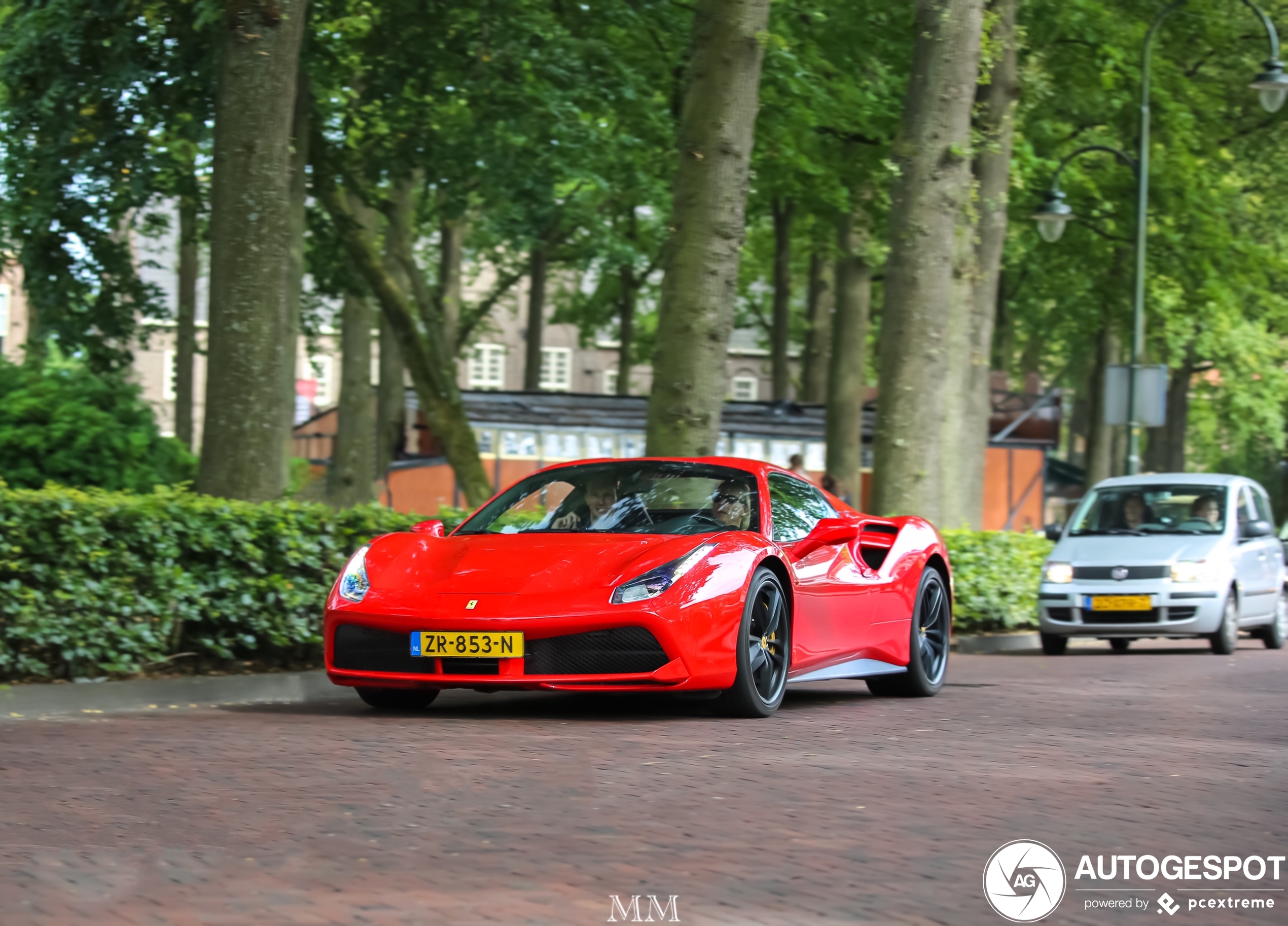 Ferrari 488 Spider