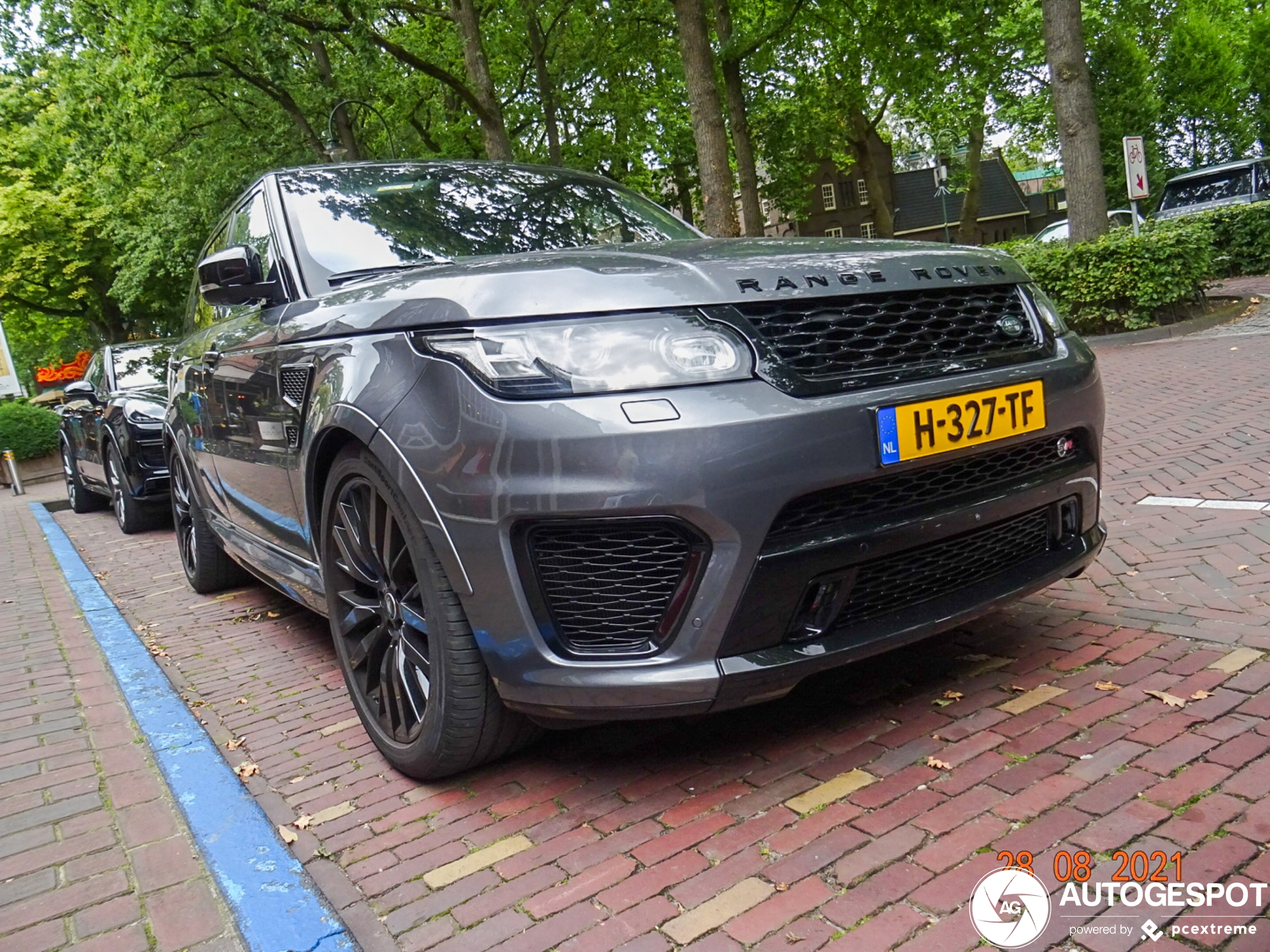 Land Rover Range Rover Sport SVR