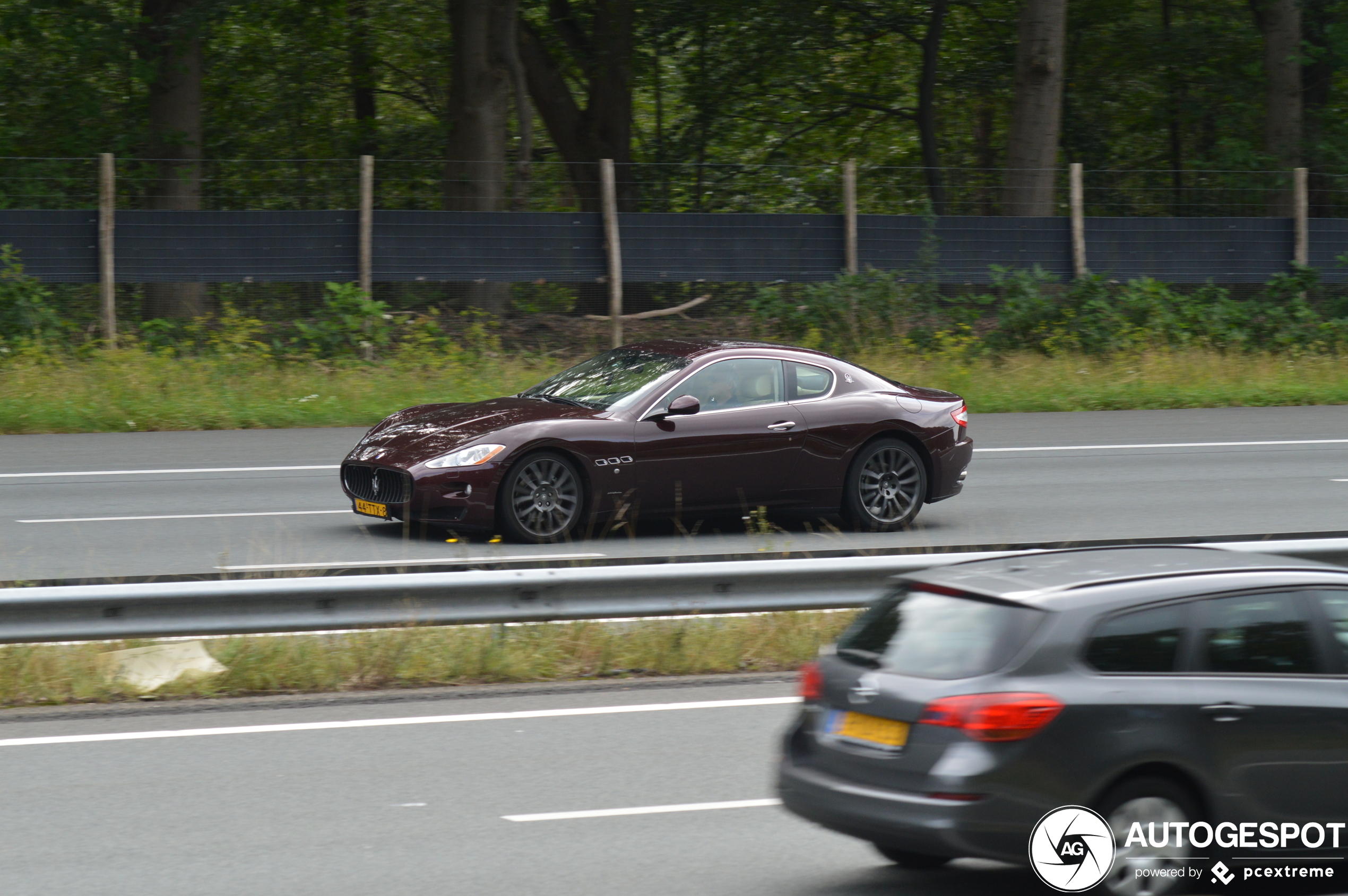 Maserati GranTurismo S Automatic