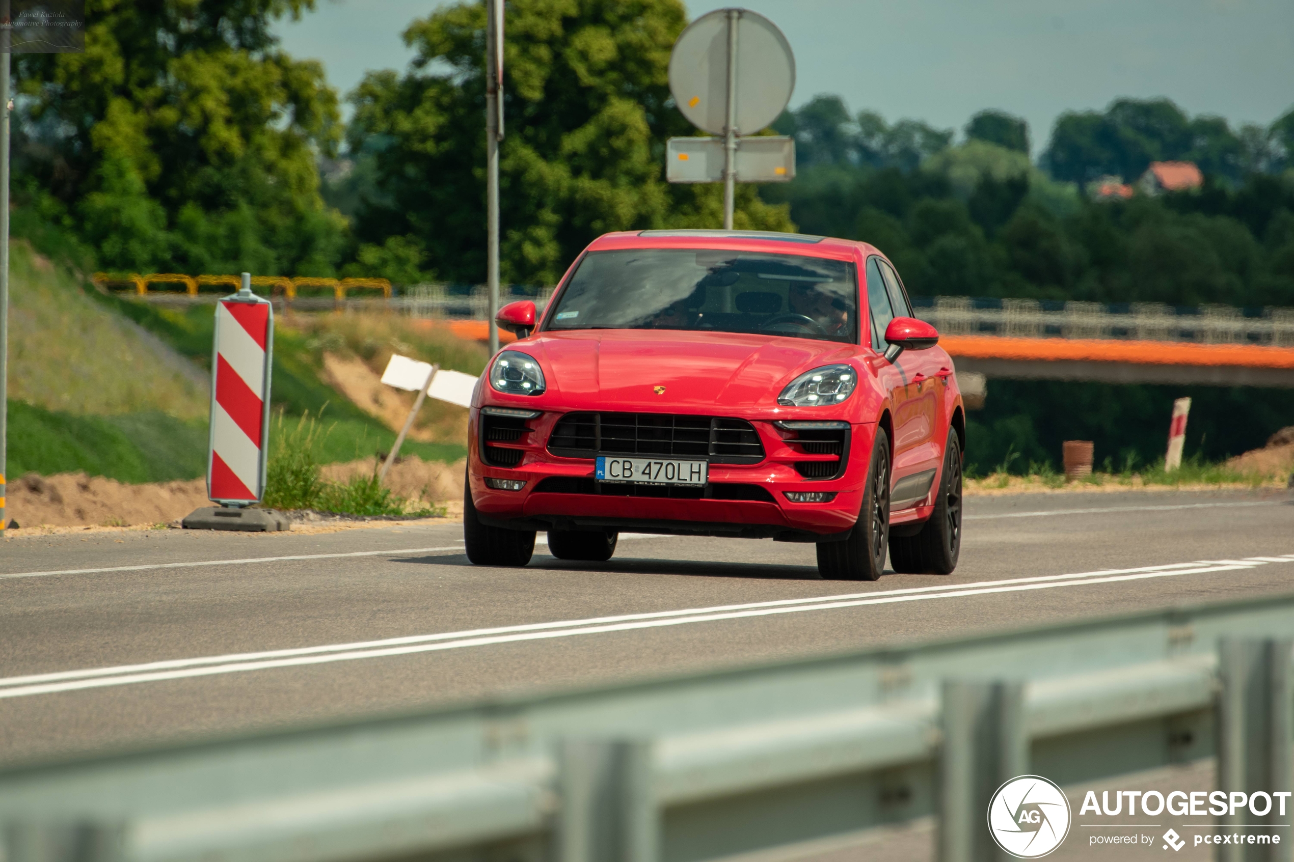 Porsche 95B Macan GTS