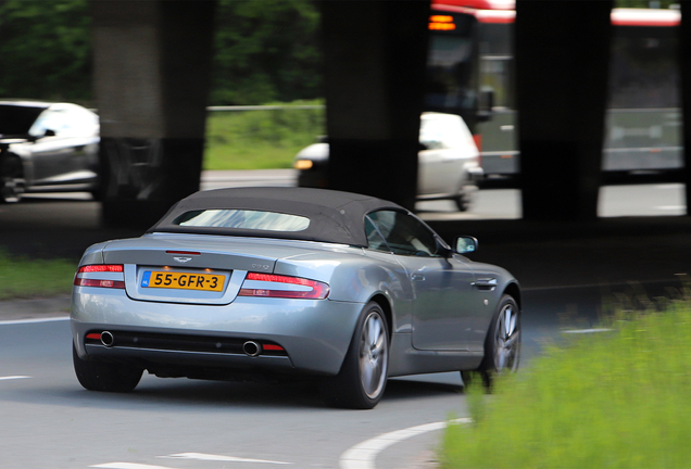 Aston Martin DB9 Volante