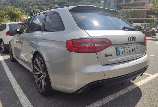 Audi RS4 Avant B8