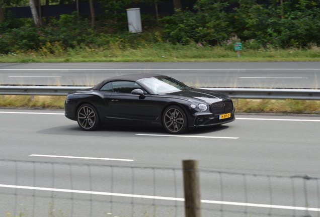 Bentley Continental GTC 2019