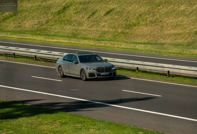 BMW M760Li xDrive 2019