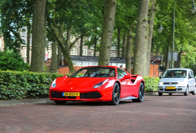 Ferrari 488 Spider