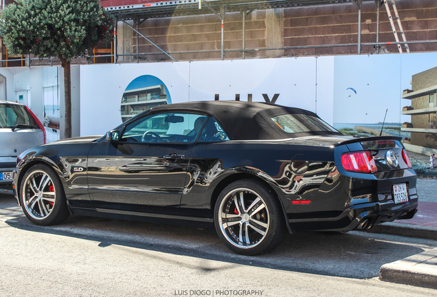 Ford Mustang GT Convertible 2011