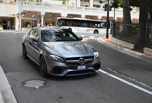 Mercedes-AMG E 63 S W213