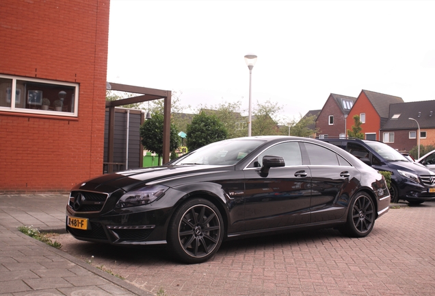 Mercedes-Benz CLS 63 AMG C218