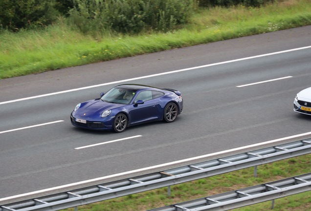 Porsche 992 Carrera S