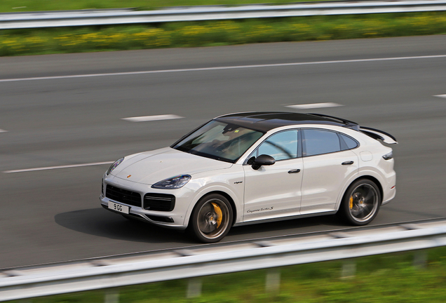 Porsche Cayenne Coupé Turbo S E-Hybrid