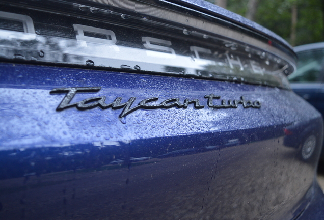 Porsche Taycan Turbo