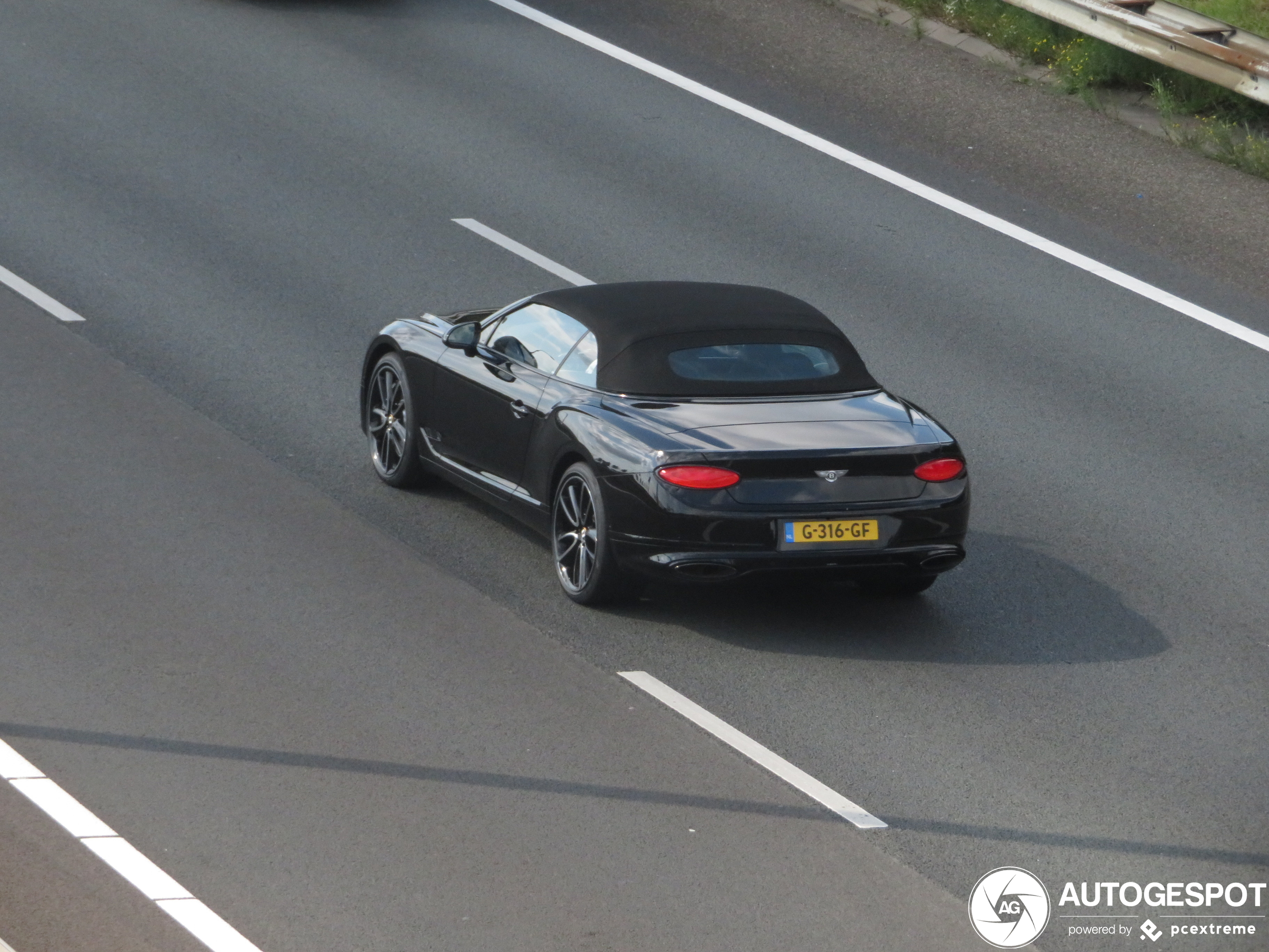 Bentley Continental GTC 2019