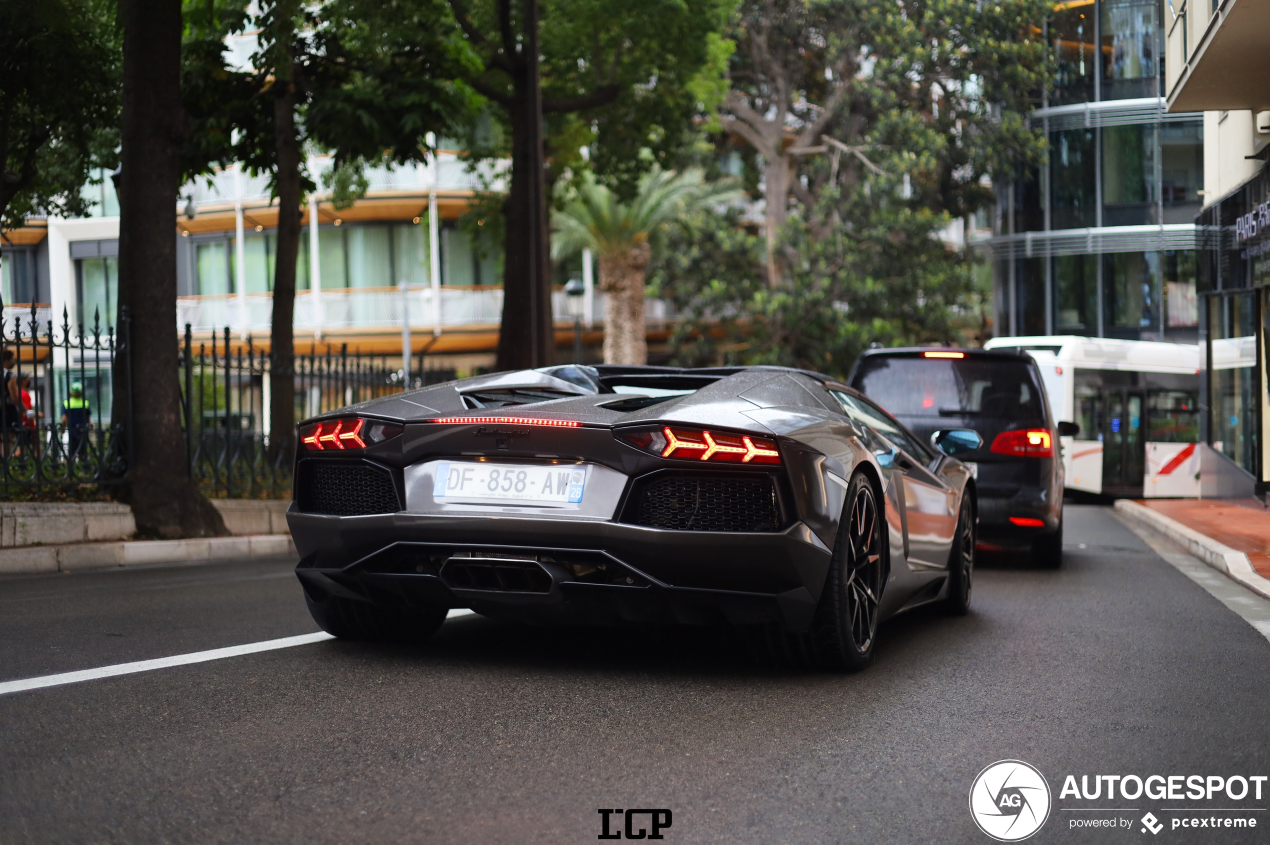 Lamborghini Aventador LP700-4 Roadster