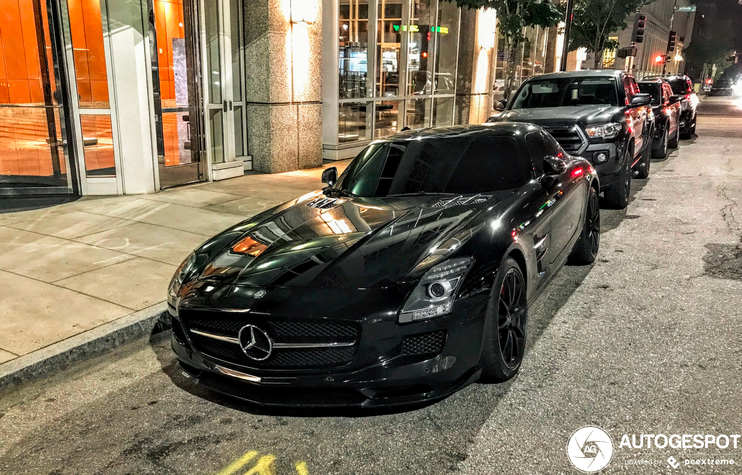 Mercedes-Benz SLS AMG