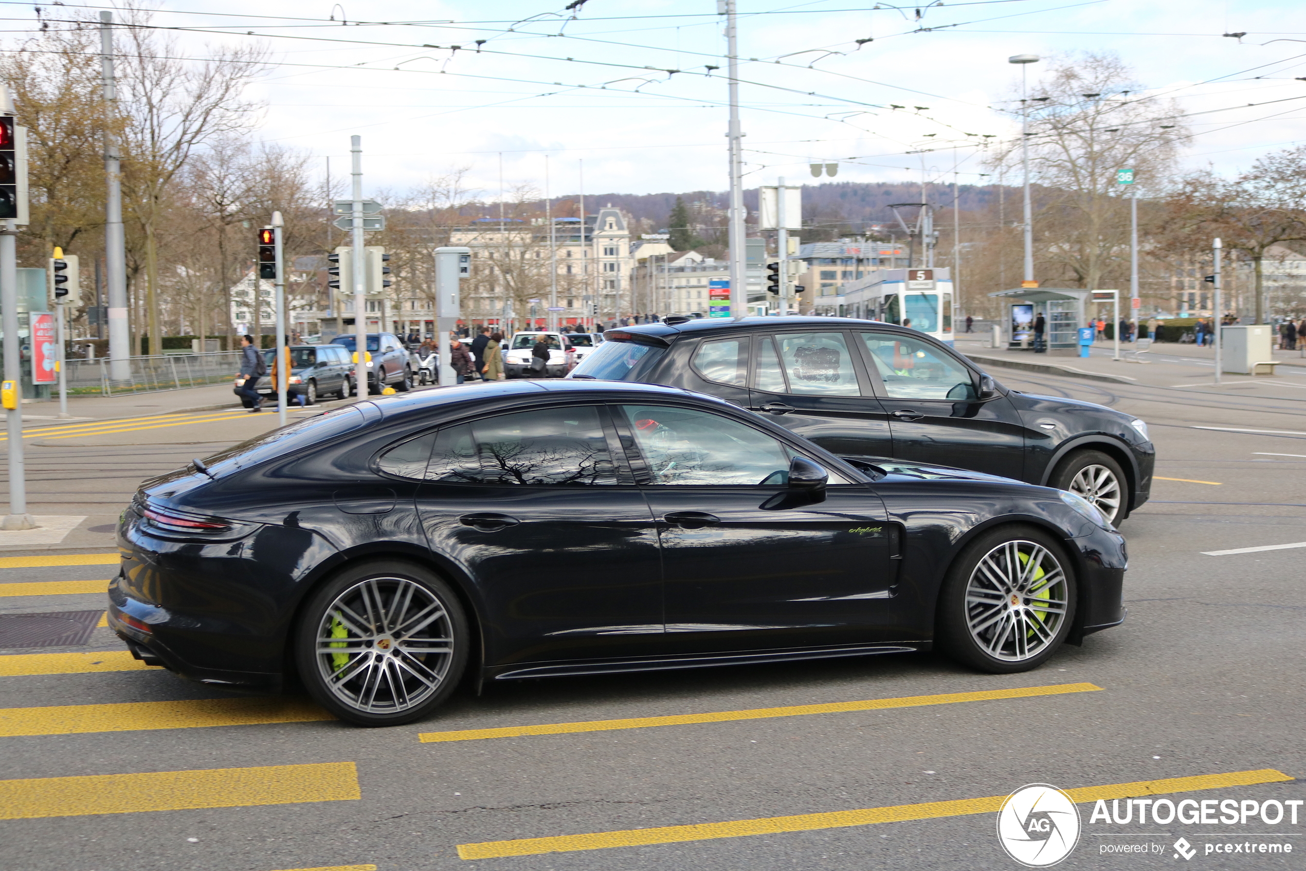 Porsche 971 Panamera Turbo S E-Hybrid