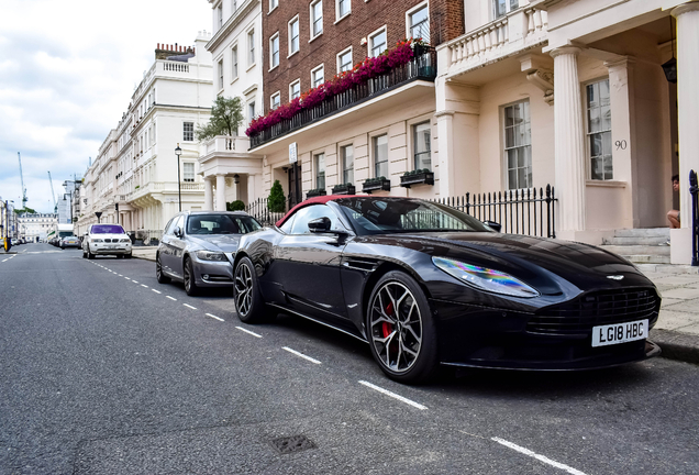 Aston Martin DB11 V8 Volante