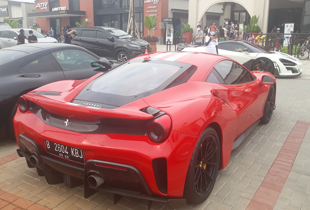 Ferrari 488 Pista