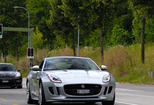 Jaguar F-TYPE S Coupé