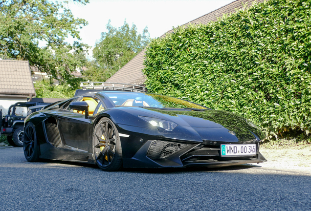 Lamborghini Aventador LP700-4 Roadster