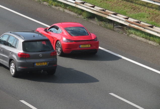 Porsche 718 Cayman S