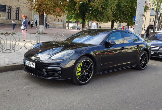 Porsche 971 Panamera Turbo S E-Hybrid