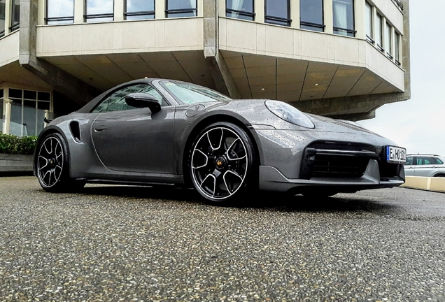 Porsche 992 Turbo S Cabriolet