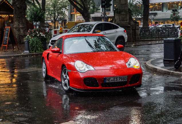 Porsche 996 Turbo