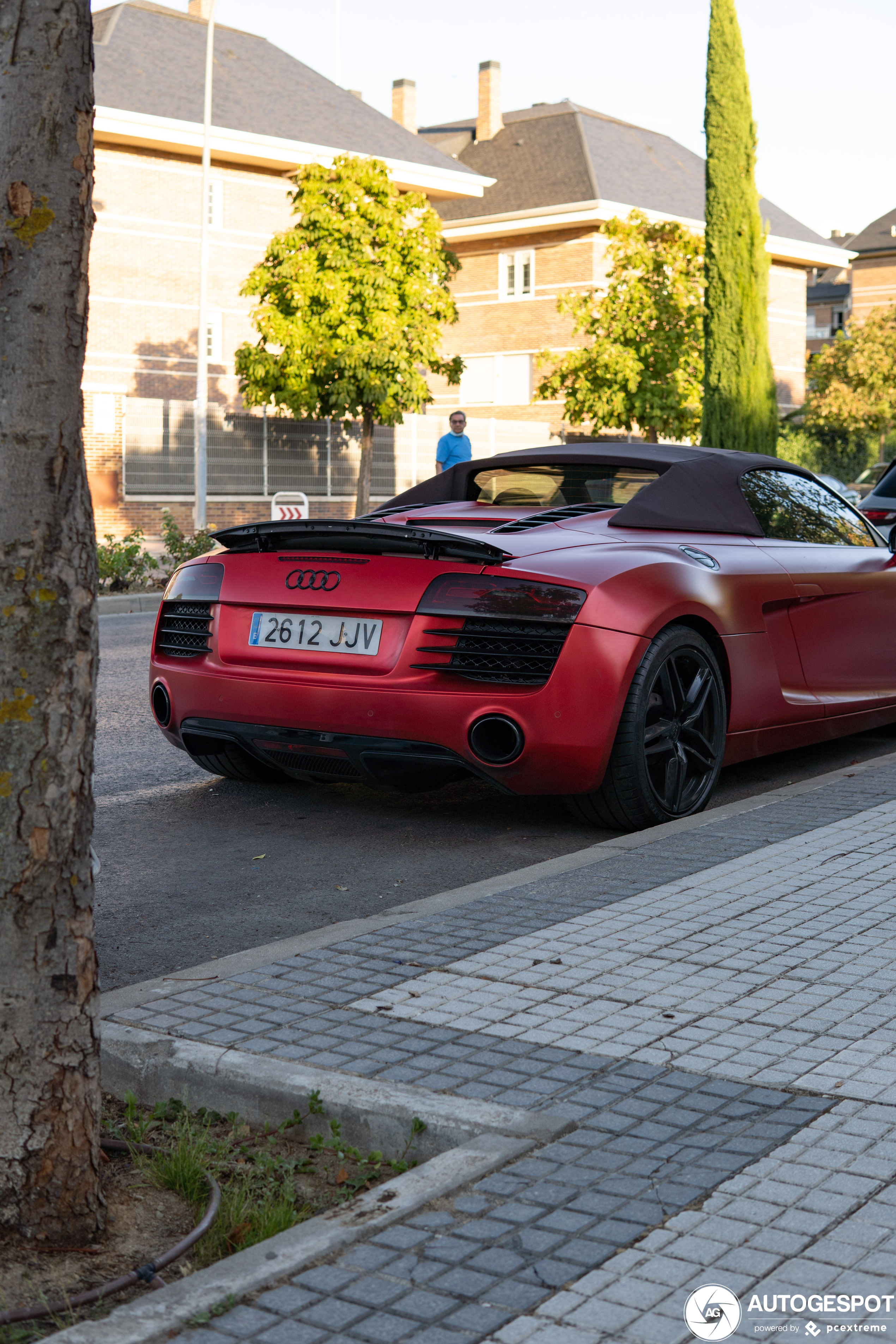 Audi R8 V8 Spyder 2013